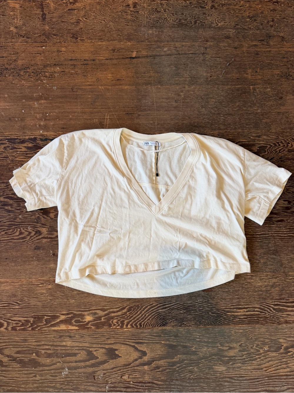 Zara Cream V-Neck Cropped Top